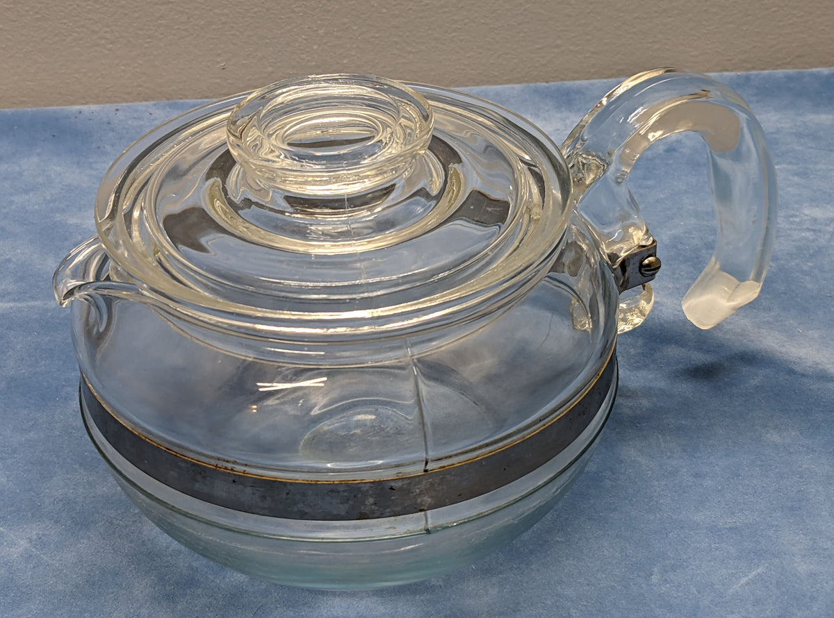 Pyrex Tea Pot Vintage Flameware 8446-B Blue Glass 6 Cup Stovetop