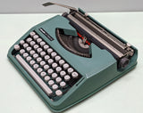 Olivetti Lettera 82 Manual Portable Typewriter ready to type - Verdant Green F*S