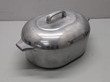 Vintage WagnerWare Sidney -0- Magnalite 8 quart Oval Roaster 4265 and cast trivet