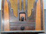 Philco Model 84B Cathedral Radio, second style 1935