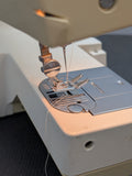Singer 7033 Heavy Duty Sewing Machine - all mechanical F*S