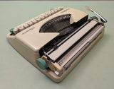 Olympia Socialite Manual Portable Typewriter F*S