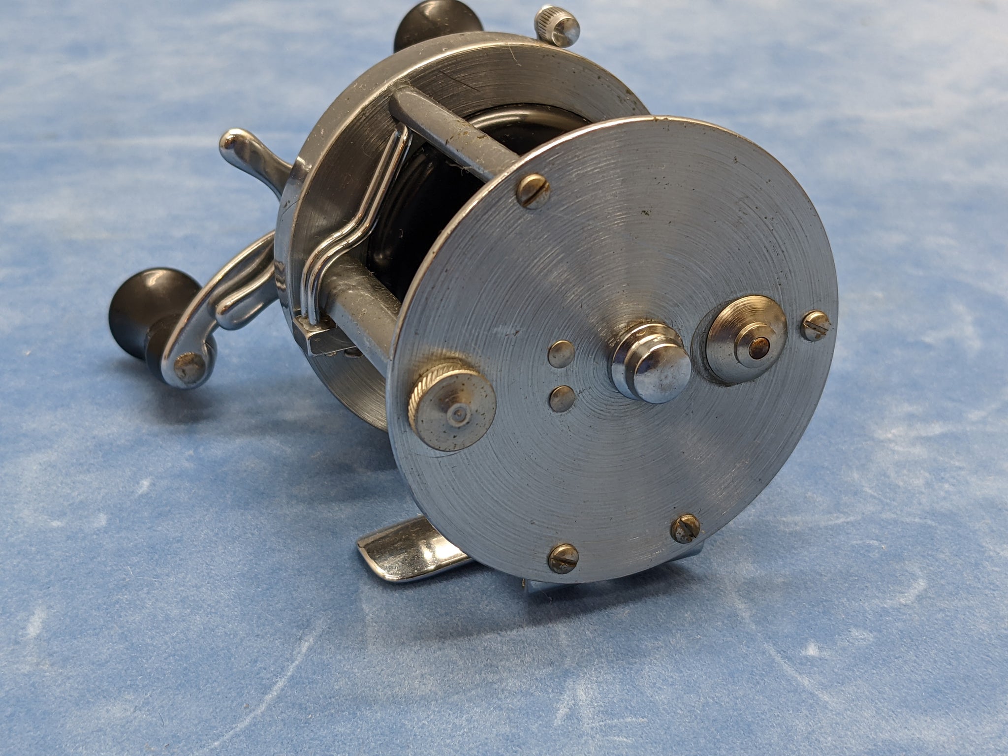 Shakespeare Service 1944 Reel Model EA Level Wind F*S Reticulum Shakespeare Service 1944 Reel Model EA Level Wind F*S Reticulum