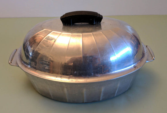 Household Institute Art-Deco 6 qt Oval Roaster w/ Domed Lid F*S