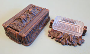 Syroco Pressed Wood Ornate Cigarette box and ashtray F*S