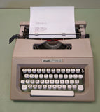 Olivetti Lettera 25 Manual Typewriter F*S
