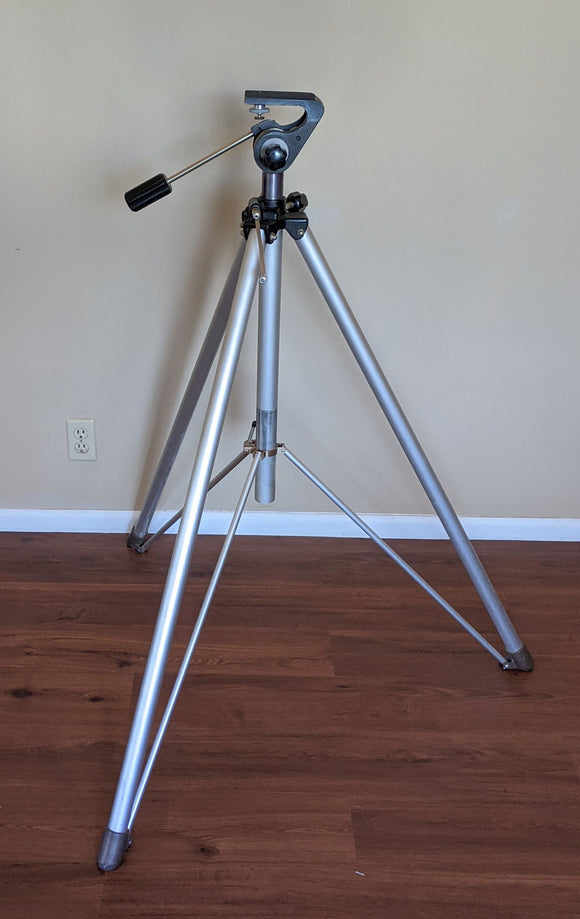 Smith-Victor HD High-Boy Professional Tripod With Large Pan/Tilt head F*S