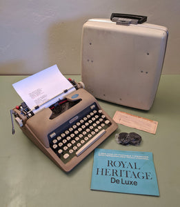 Royal Heritage Deluxe Portable Manual Typewriter F*S