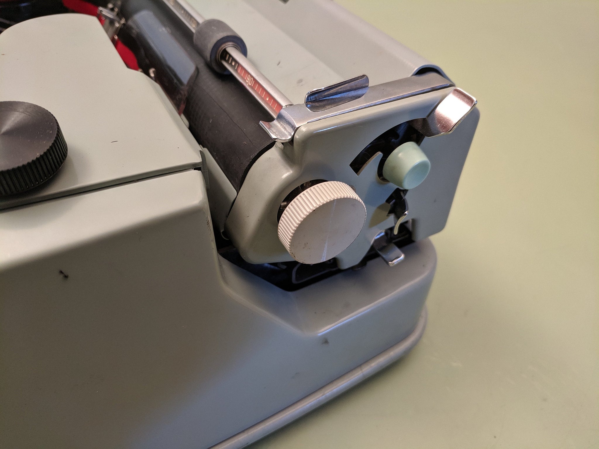 Hermes Typewriters – Reticulum