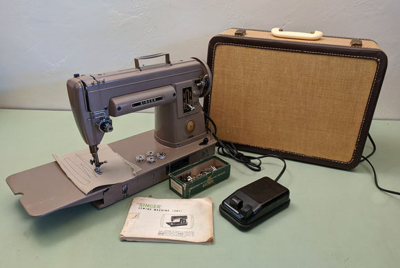 Singer 301a Slant-Needle Featherweight Sewing Machine for quilters  F*S aluminum
